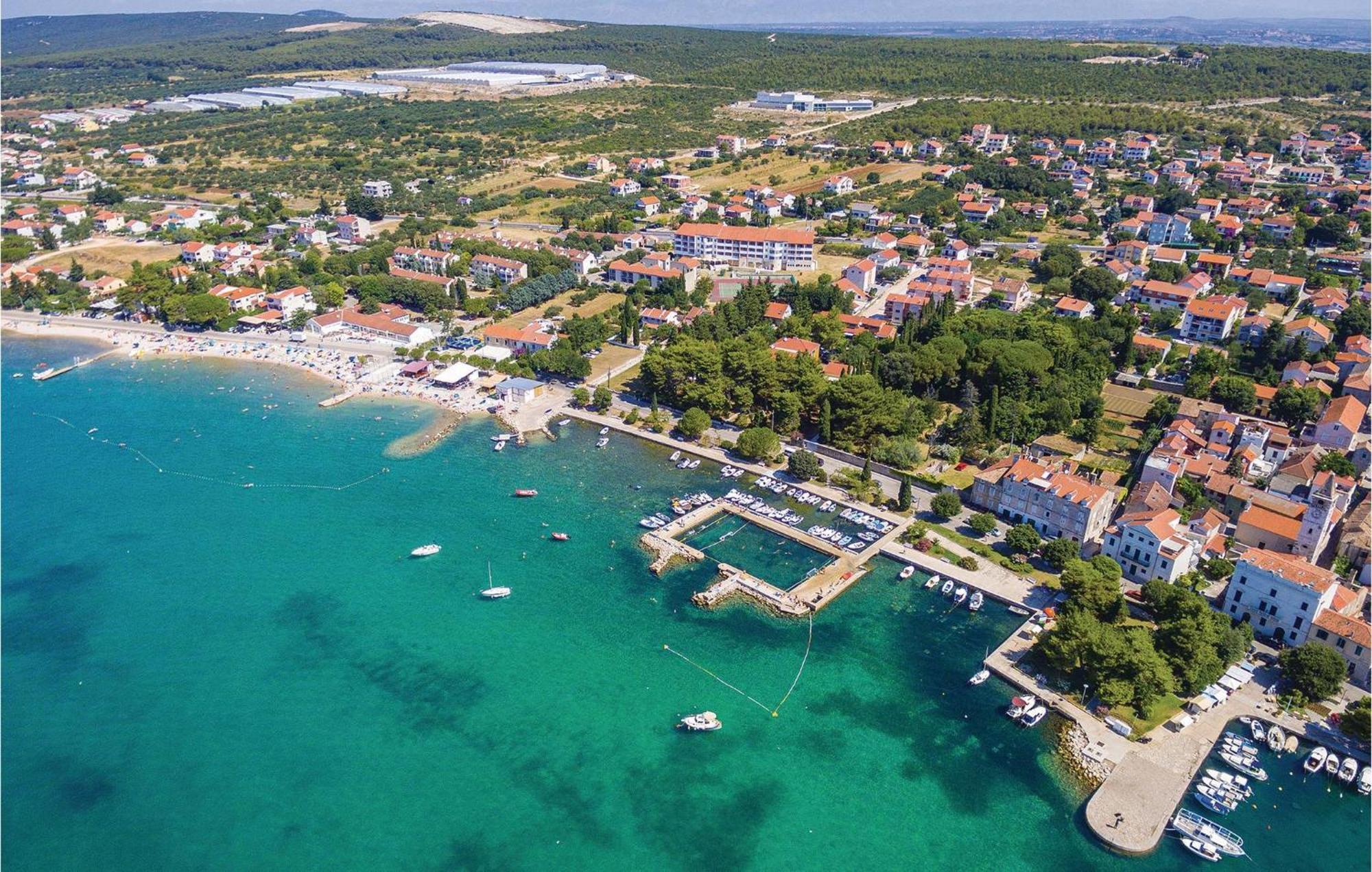 Stunning Apartment In Sveti Filip I Jakov Luaran gambar